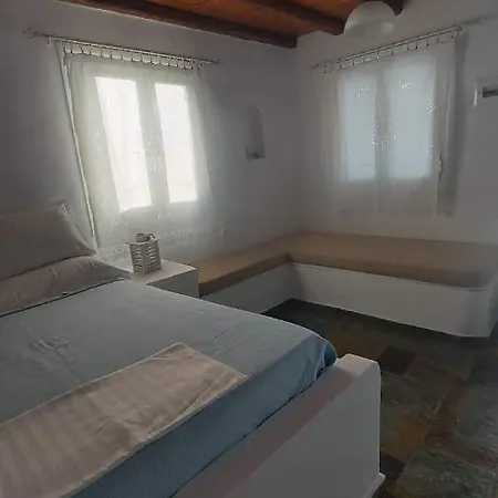μπλε στουντιο 2 *