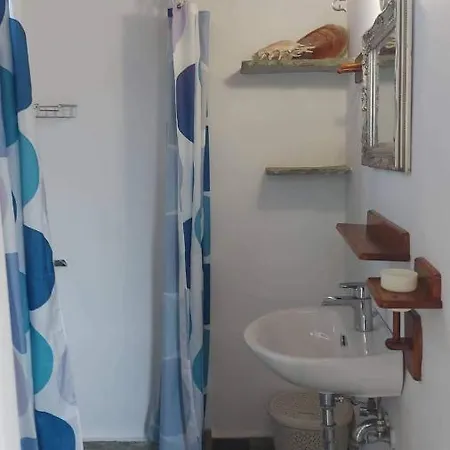 μπλε στουντιο 2 * Livadi (Serifos)